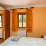 Draga By Guide Apartment